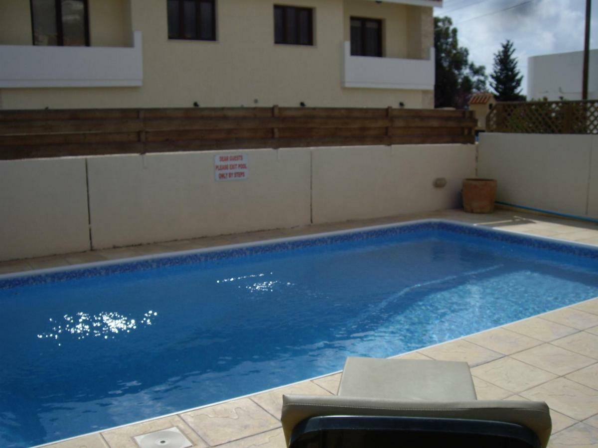 Frangipani Villa Pafos Exterior foto