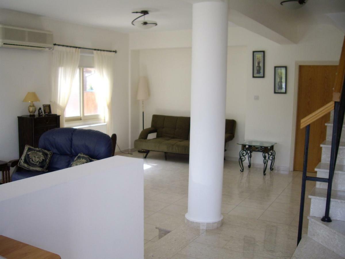 Frangipani Villa Pafos Exterior foto